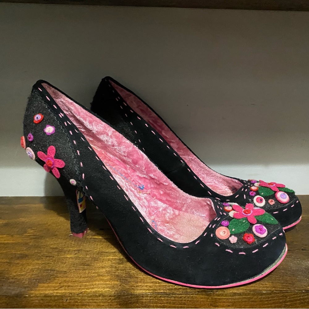 Irregular Choice felt button retro heels 💕 size 10 euro 41